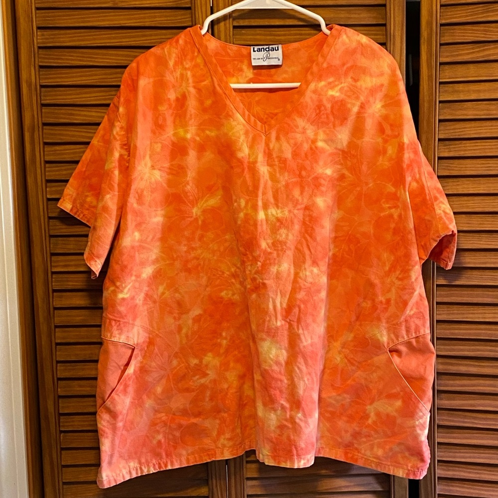 Tie dye orange XL women’s scrub top by Landau